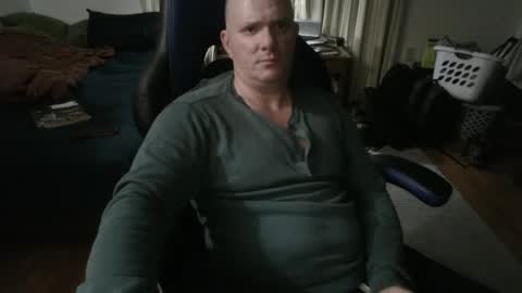 Snapshot of emsguy1 chatting on September 11, 4:23 am Matt online show from September 11, 4:23 am