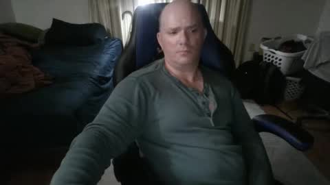 Snapshot of emsguy1 chatting on September 21, 3:30 am Matt online show from September 21, 3:30 am