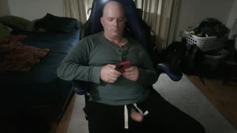 Snapshot of emsguy1 chatting on September 23, 4:15 am Matt online show from September 23, 4:15 am