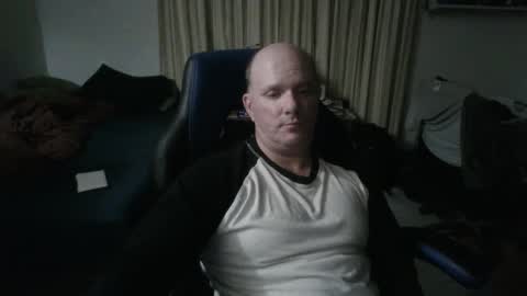 Snapshot of emsguy1 chatting on October 3, 4:20 am Matt online show from October 3, 4:20 am