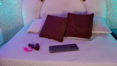 Emy  online show from February 20, 11:43 am