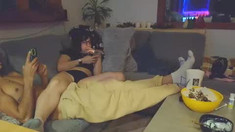 emyxxl online show from January 12, 3:01 am