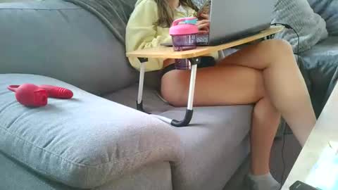 emyxxl online show from March 3, 1:28 pm