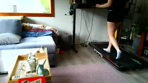Snapshot of emyxxl chatting on May 29, 12:36 pm emyxxl online show from May 29, 12:36 pm