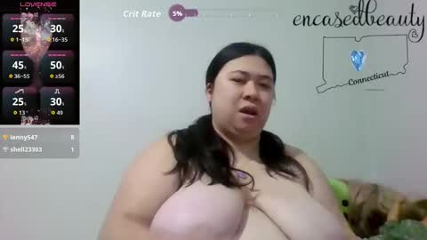 Ela online show from April 29, 4:22 pm