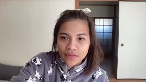 enchan931125 online show from March 8, 4:27 am