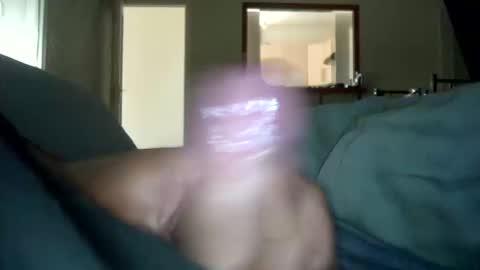 encormoi online show from March 11, 7:58 am