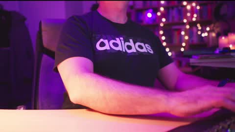 Snapshot of energybra chatting on December 30, 11:49 pm uk online show from December 30, 11:49 pm