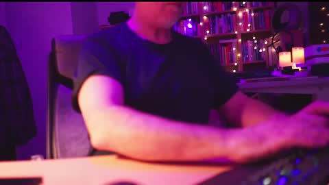 Snapshot of energybra chatting on February 23, 9:16 pm uk online show from February 23, 9:16 pm