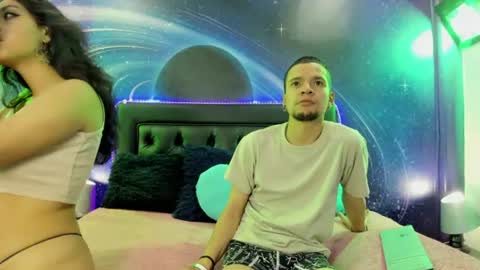 Snapshot of engel_and_diny chatting on July 16, 2:28 am engel_and_diny online show from July 16, 2:28 am