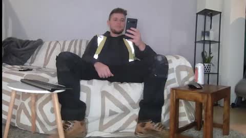 Englishladxxx online show from December 4, 7:23 pm