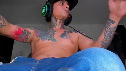 enjoymycock99 online show from February 11, 12:48 pm