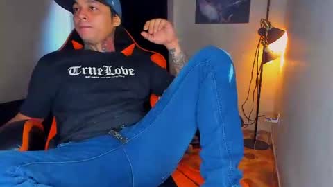 enjoymycock99 online show from July 20, 3:58 pm
