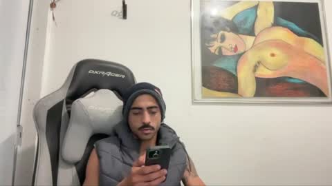 Snapshot of enjoythetrip chatting on July 8, 12:48 am Luke online show from July 8, 12:48 am