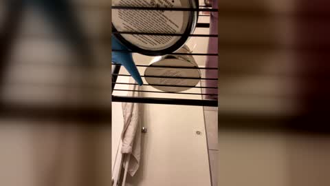 enjoyyoself online show from March 20, 6:29 am