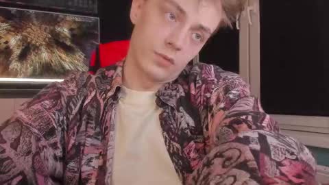 Enker online show from February 18, 5:42 pm