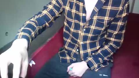 Snapshot of enoch98 chatting on March 2, 9:42 am enoch98 online show from March 2, 9:42 am