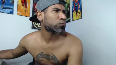 Snapshot of enriblack92 chatting on January 17, 4:28 am enriblack92 online show from January 17, 4:28 am