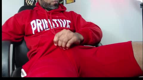 Snapshot of enriblack92 chatting on February 19, 11:57 pm enriblack92 online show from February 19, 11:57 pm