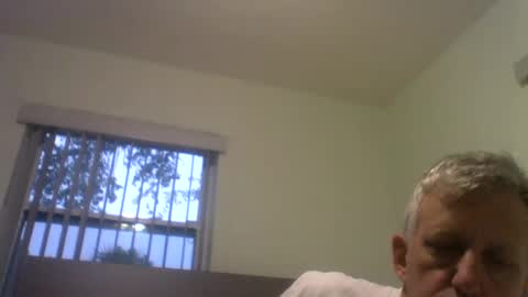 Snapshot of enrique43a chatting on October 11, 11:31 am Enrique online show from October 11, 11:31 am