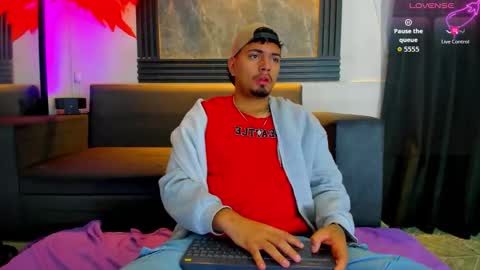 enrique online show from October 14, 12:06 pm