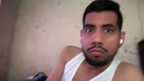 Snapshot of enriquegc197 chatting on January 28, 3:14 pm Enriquegc197 online show from January 28, 3:14 pm