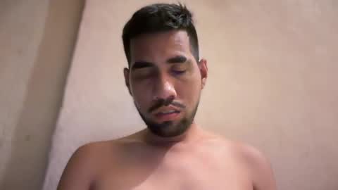 Enriquegc197 online show from February 16, 2:42 am