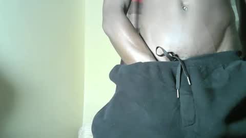 Snapshot of envy_spice chatting on November 17, 8:42 am streamsinners online show from November 17, 8:42 am