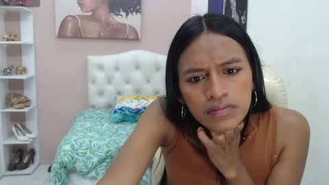 Snapshot of enyelin chatting on September 18, 12:18 pm Enyenlina online show from September 18, 12:18 pm