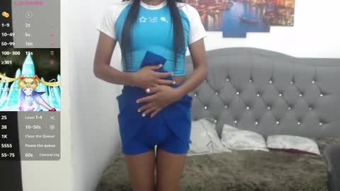 Snapshot of enyelin chatting on November 9, 12:36 pm Enyenlina online show from November 9, 12:36 pm