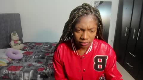 Snapshot of enyelsalas2 chatting on November 2, 12:24 am Angela online show from November 2, 12:24 am