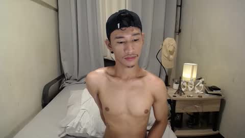 Snapshot of enzinoxx2024 chatting on January 6, 5:44 am enzo online show from January 6, 5:44 am