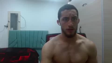 enzo_savage online show from October 15, 6:30 pm