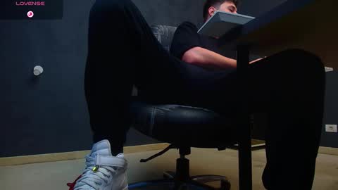 EnzoRace online show from November 2, 6:38 am