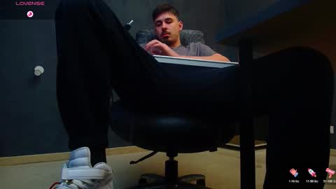 EnzoRace online show from November 13, 6:23 am