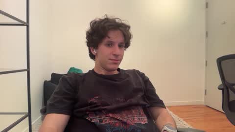 Snapshot of enzyme_ chatting on January 24, 7:18 pm enzyme_ online show from January 24, 7:18 pm