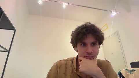 Snapshot of enzyme_ chatting on January 27, 5:37 pm enzyme_ online show from January 27, 5:37 pm