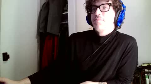 Snapshot of enzyme_ chatting on February 4, 3:11 am enzyme_ online show from February 4, 3:11 am