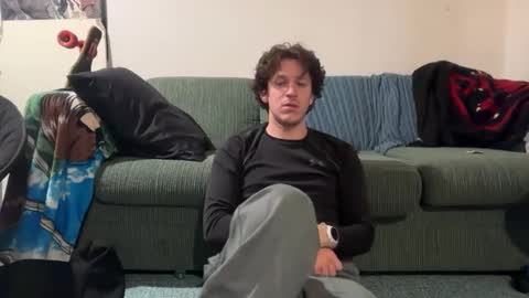 Snapshot of enzyme_ chatting on February 14, 4:47 am enzyme_ online show from February 14, 4:47 am