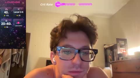 Snapshot of enzyme_ chatting on December 1, 3:55 am enzyme_ online show from December 1, 3:55 am