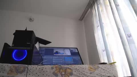 Snapshot of eolicasextwo chatting on February 28, 3:37 pm Eolicasextwo online show from February 28, 3:37 pm