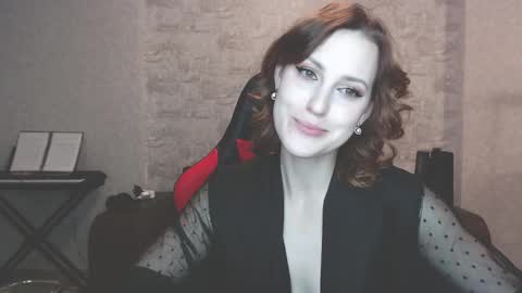 Erdbeeren mit Sahne online show from December 5, 6:15 pm