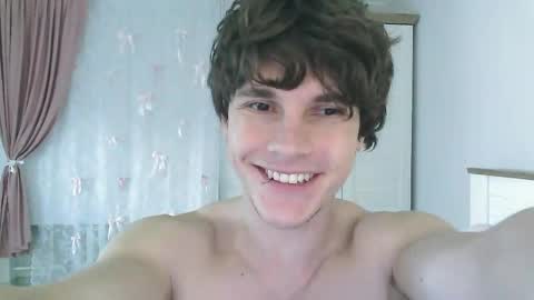 Snapshot of eric_crush chatting on May 6, 3:57 am Eric Crush online show from May 6, 3:57 am