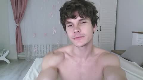 Snapshot of eric_crush chatting on May 31, 3:58 am Eric Crush online show from May 31, 3:58 am