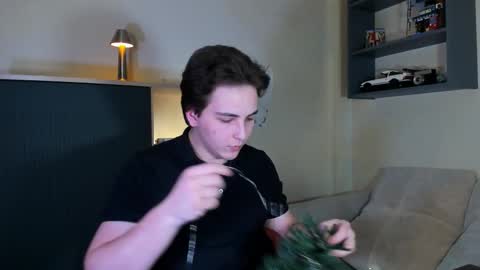 Snapshot of eric_ether chatting on January 10, 7:15 pm Eric online show from January 10, 7:15 pm