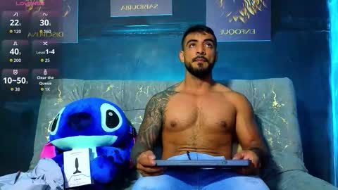 Snapshot of eric_harrison1 chatting on October 25, 11:54 pm Brayan online show from October 25, 11:54 pm