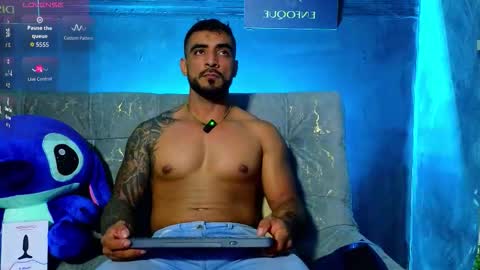 Snapshot of eric_harrison1 chatting on November 11, 4:45 am Brayan online show from November 11, 4:45 am