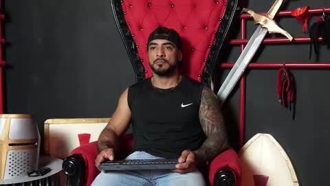 Snapshot of eric_harrison1 chatting on November 23, 10:31 pm Brayan online show from November 23, 10:31 pm