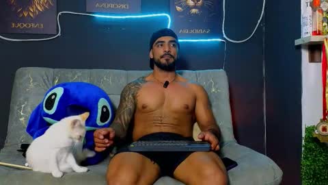 Snapshot of eric_harrison1 chatting on November 28, 3:09 am Brayan online show from November 28, 3:09 am