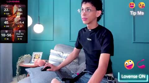 Snapshot of eric_nikolay chatting on July 16, 7:20 pm eric_nikolay online show from July 16, 7:20 pm